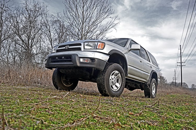 Toyota 4Runner Suspension Lift Kit - Rough Country - 3 Inch Lift - '96-'02